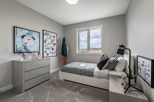 5132 154 Avenue Sw, Calgary, AB - Indoor Photo Showing Bedroom