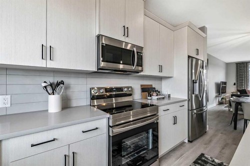 5132 154 Avenue Sw, Calgary, AB - Indoor Photo Showing Kitchen With Upgraded Kitchen