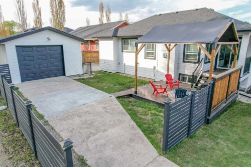 5333 55 Avenue, Bashaw, AB - Outdoor With Exterior