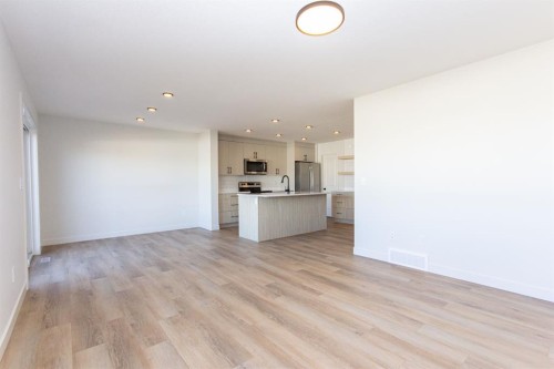 60 Trinity Street, Lacombe, AB - Indoor Photo Showing Kitchen