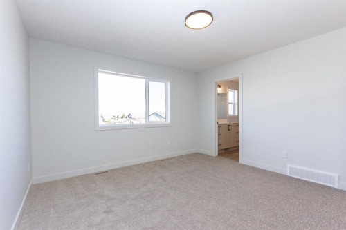 60 Trinity Street, Lacombe, AB - Indoor Photo Showing Other Room