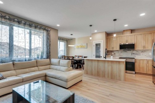 18 Athens Place, Blackfalds, AB - Indoor Photo Showing Other Room