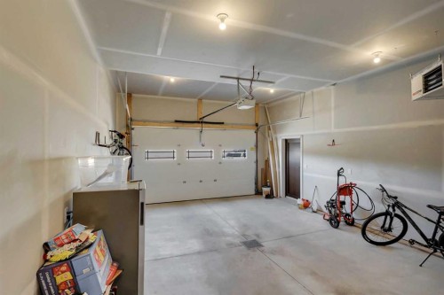 18 Athens Place, Blackfalds, AB - Indoor Photo Showing Garage