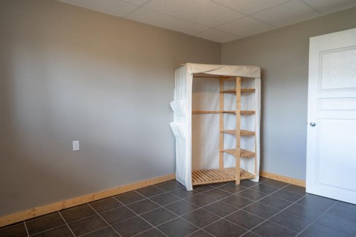 5607 48 Avenue, Lacombe, AB 