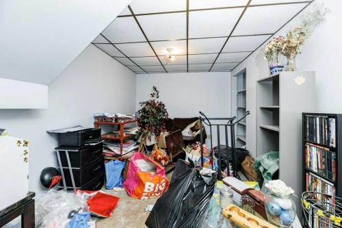 20 Goard Close, Red Deer, AB - Indoor Photo Showing Other Room