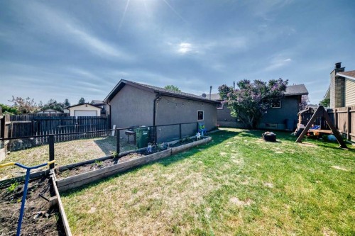 8 Haliburton Crescent, Red Deer, AB - Outdoor With Exterior