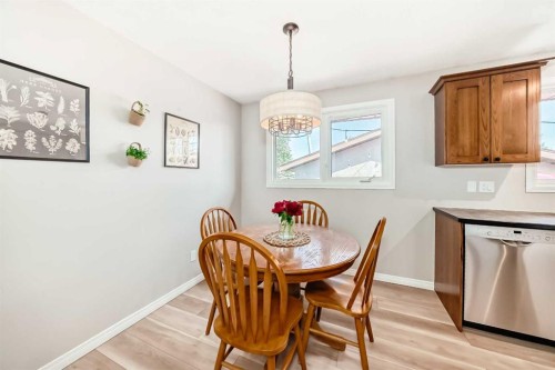 8 Haliburton Crescent, Red Deer, AB - Indoor Photo Showing Dining Room