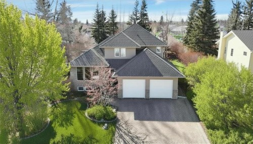 49 Coventry Lane, Lacombe, AB - Outdoor