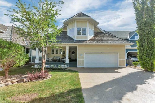 382 Marina Bay Place  Sylvan Lake, AB T4S 1E9