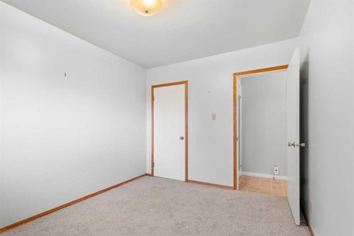 35 Beaupre Crescent, Calgary, AB 