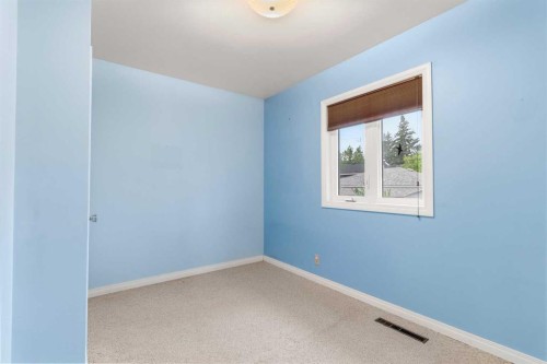 35 Beaupre Crescent, Calgary, AB 