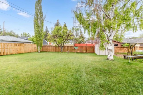 35 Beaupre Crescent, Calgary, AB 