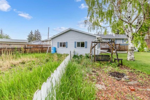 35 Beaupre Crescent, Calgary, AB 