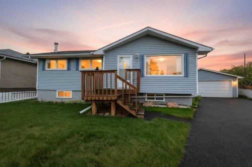 35 Beaupre Crescent, Calgary, AB 