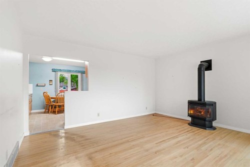 35 Beaupre Crescent, Calgary, AB 