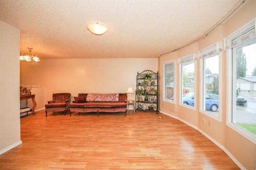 3911 57 Street, Camrose, AB 