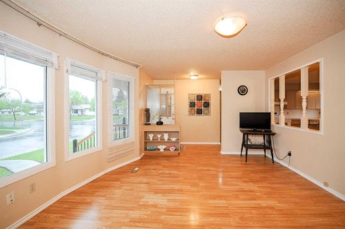 3911 57 Street, Camrose, AB 