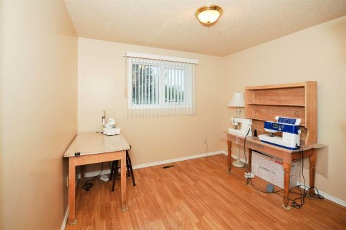 3911 57 Street, Camrose, AB 