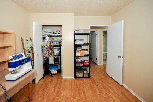 3911 57 Street, Camrose, AB 