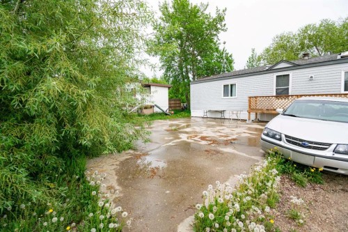 2 Elm Close, Erskine, AB - Outdoor