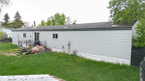 2 Elm Close, Erskine, AB - Outdoor