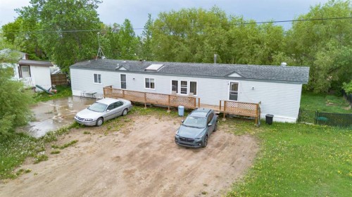 2 Elm Close, Erskine, AB - Outdoor