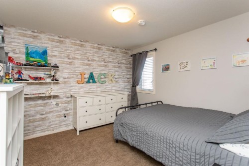 63 Bowman Circle, Sylvan Lake, AB 