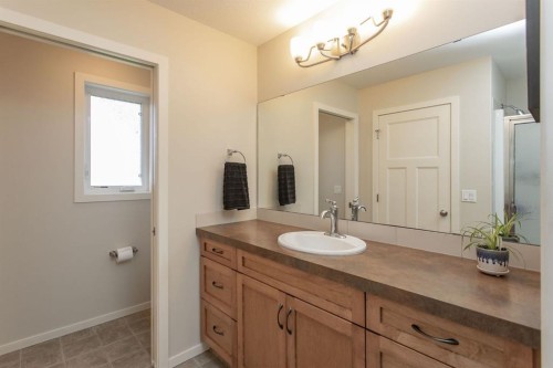 63 Bowman Circle, Sylvan Lake, AB 