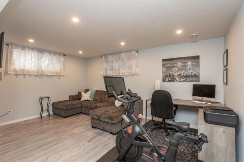 63 Bowman Circle, Sylvan Lake, AB 