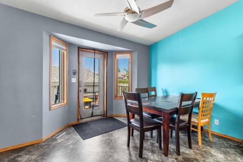 10 Kingston Drive, Red Deer, AB - Indoor Photo Showing Dining Room