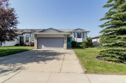 10 Kingston Drive Red Deer, AB T4P 3P9