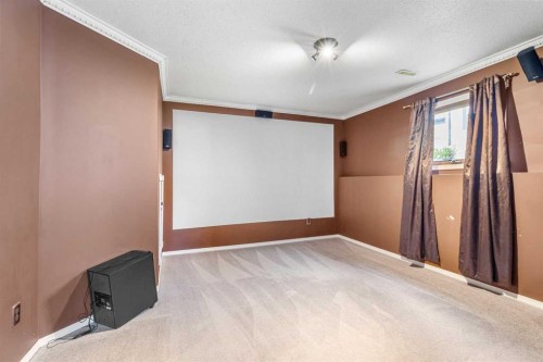 10 Kingston Drive, Red Deer, AB - Indoor Photo Showing Other Room