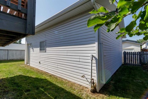 10 Kingston Drive, Red Deer, AB - Outdoor With Exterior