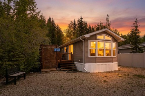 76A-10046 township road 422  Rural Ponoka County, AB T0C 2J0