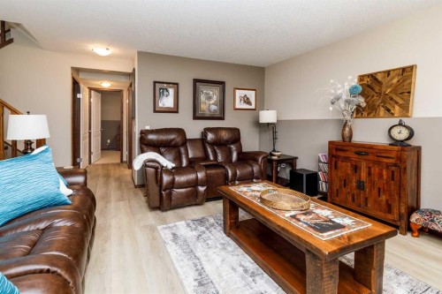 23 Oxley Close, Red Deer, AB 