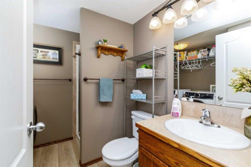 23 Oxley Close, Red Deer, AB 