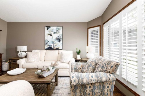 23 Oxley Close, Red Deer, AB 