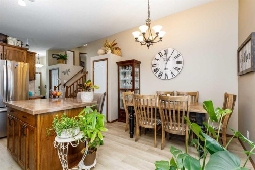 23 Oxley Close, Red Deer, AB 