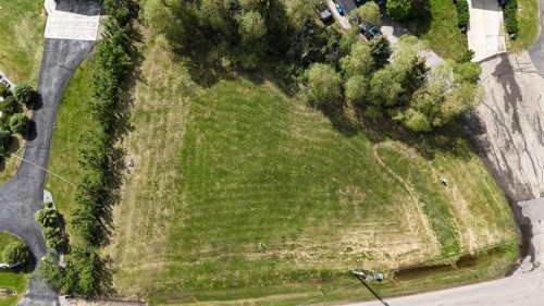 6 Rustic Road, Norglenwold, AB 