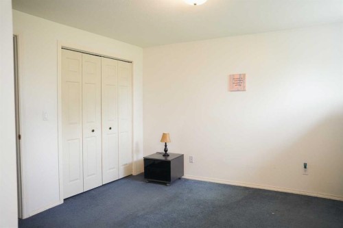 4525 49 Avenue, Hardisty, AB - Indoor