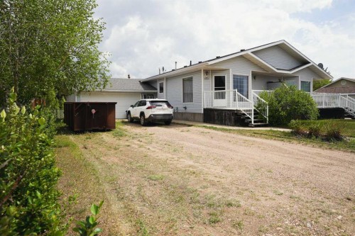 4525 49 Avenue, Hardisty, AB - Outdoor