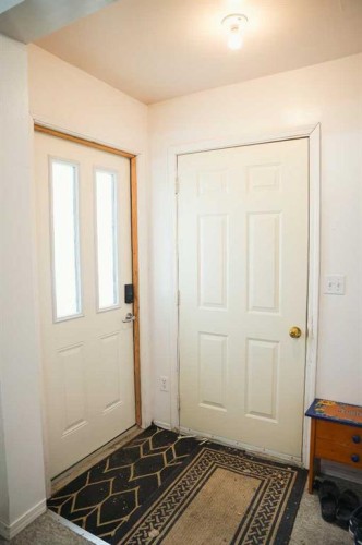 4525 49 Avenue, Hardisty, AB - Indoor Photo Showing Other Room