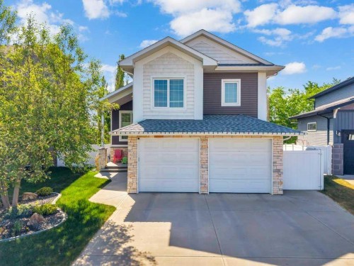 17 McKelvey Close  Blackfalds, AB T4M 0B1