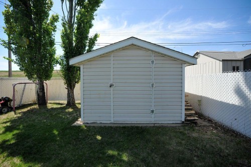4414 67 Street, Camrose, AB - Outdoor With Exterior