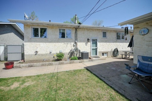 4414 67 Street, Camrose, AB - Outdoor