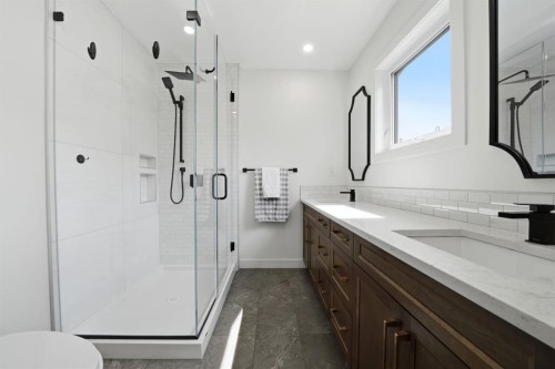 70 Wiltshire Boulevard, Red Deer, AB 