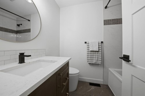 70 Wiltshire Boulevard, Red Deer, AB 