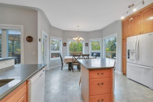 9 Creek Road, Rural Ponoka County, AB 