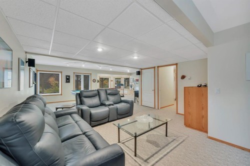 9 Creek Road, Rural Ponoka County, AB 