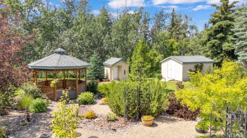 9 Creek Road, Rural Ponoka County, AB 